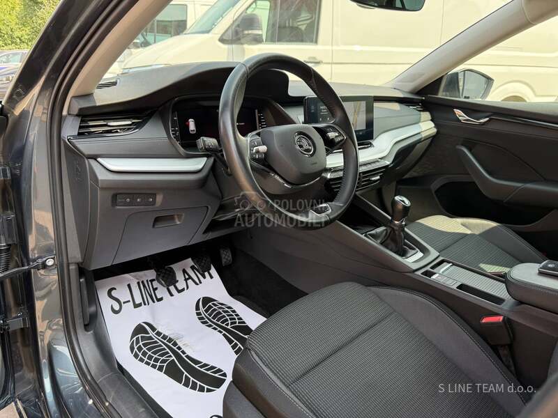 Škoda Octavia 2.0 TDI/NAV/LED/KAM