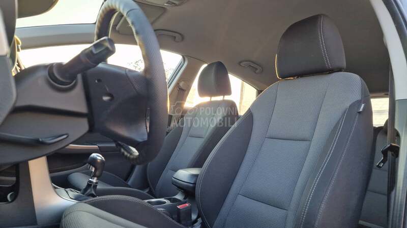 Hyundai i30 KREDlTl/SWlSS