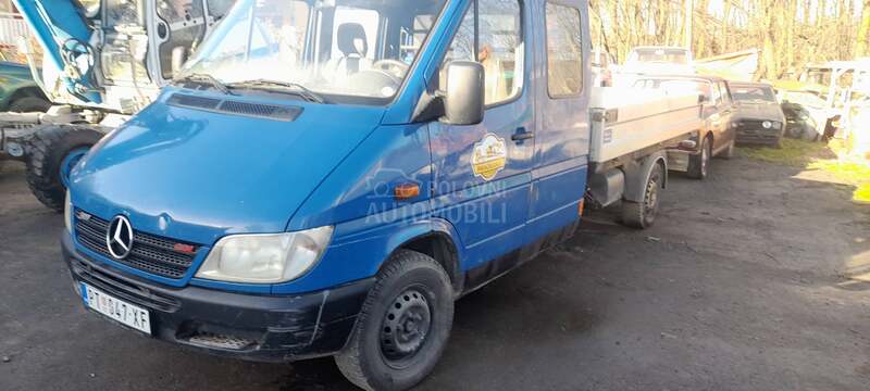 Mercedes Benz Sprinter 311