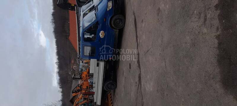 Mercedes Benz Sprinter 311