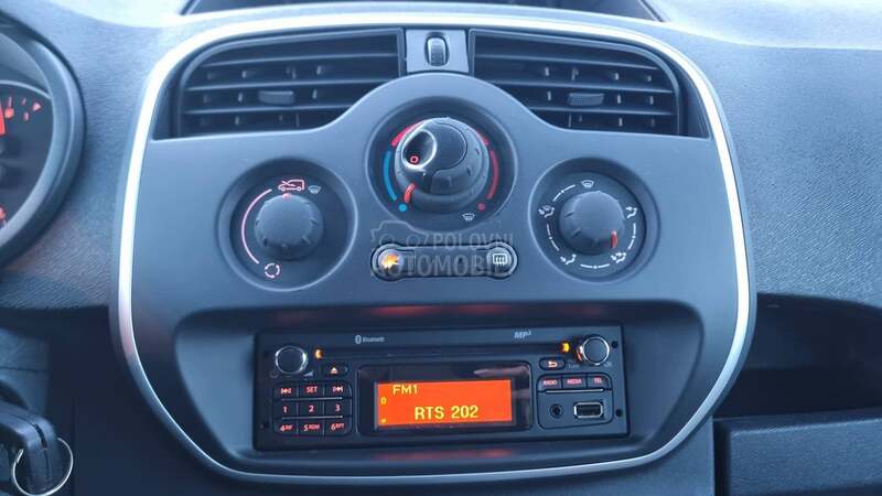Renault Kangoo KREDlTl BEZ UCESCA