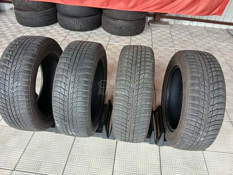 Bridgestone 205/60 R16 Zimska