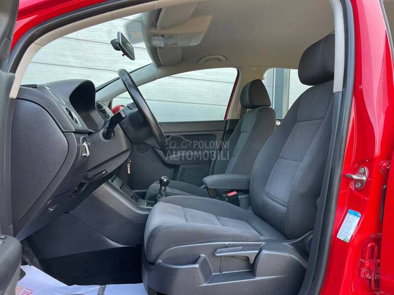 Volkswagen Golf Plus 1 0 6 0 0 0 K M