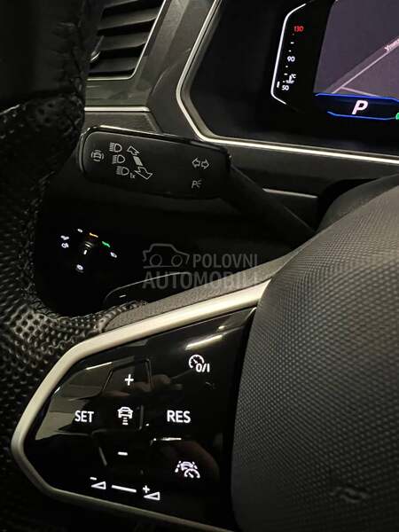 Volkswagen Tiguan 2.0D R-LINE