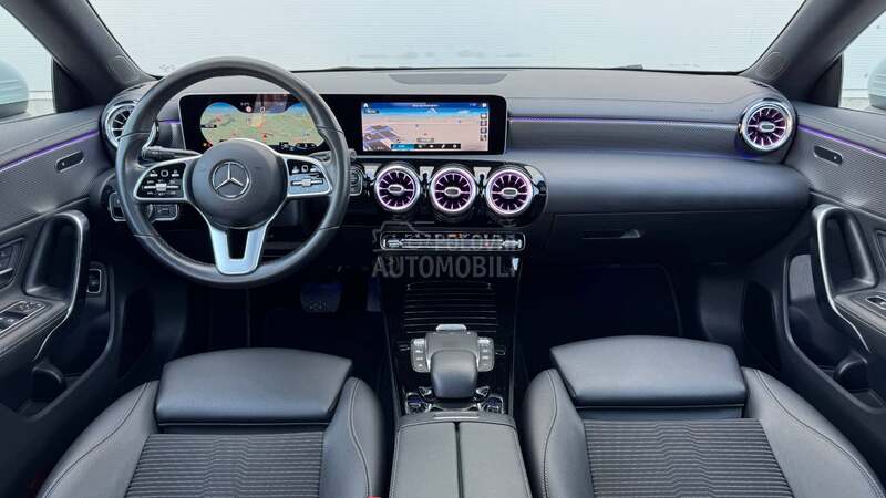 Mercedes Benz CLA 180 Pano/LED/Perla