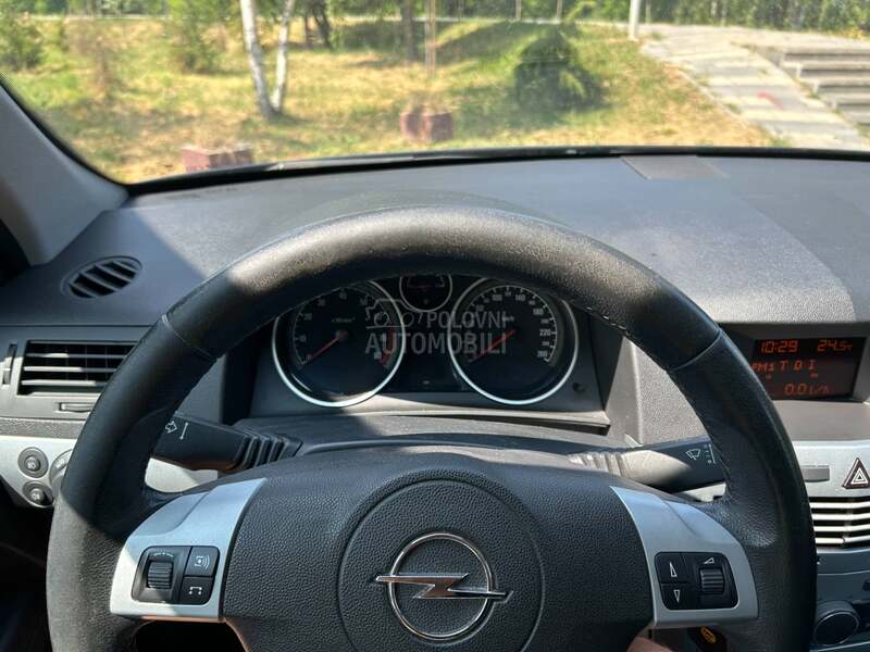 Opel Astra H 1.4 TNG