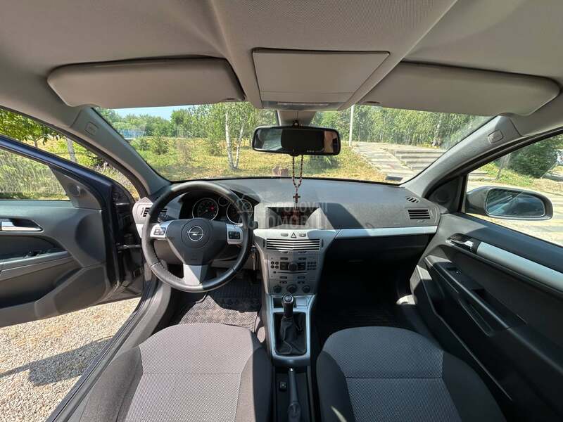 Opel Astra H 1.4 TNG