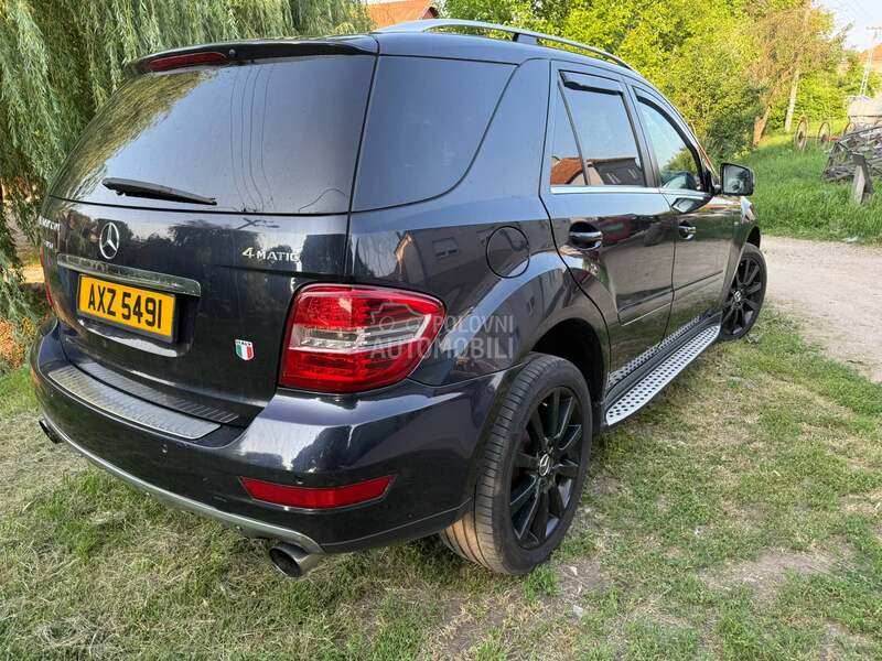 Mercedes Benz ML 300 