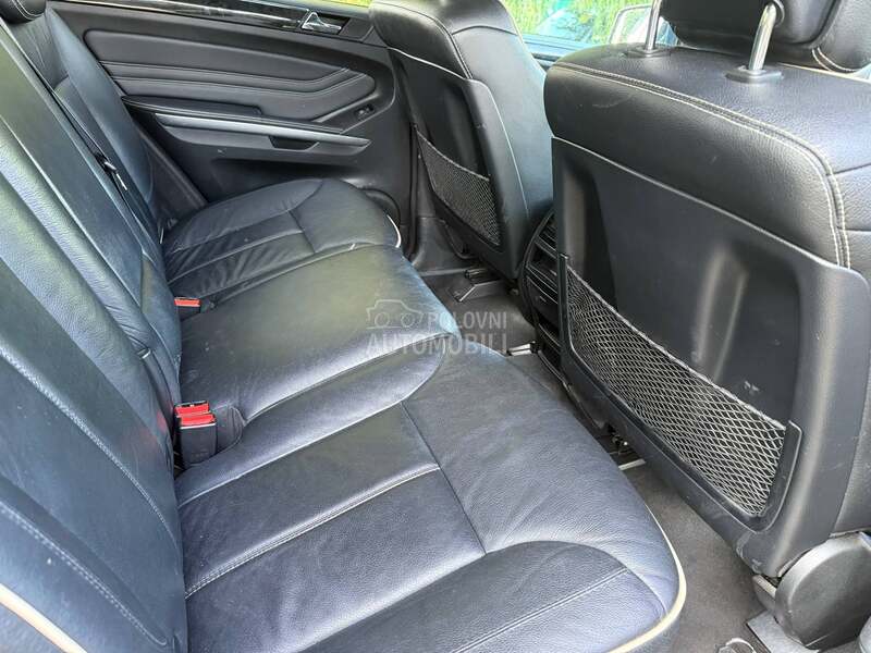 Mercedes Benz ML 300 