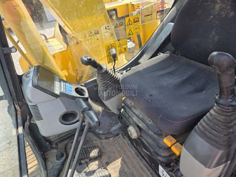 Komatsu PC 138 US