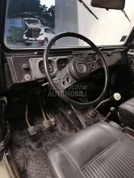 Suzuki SJ Samurai LJ80