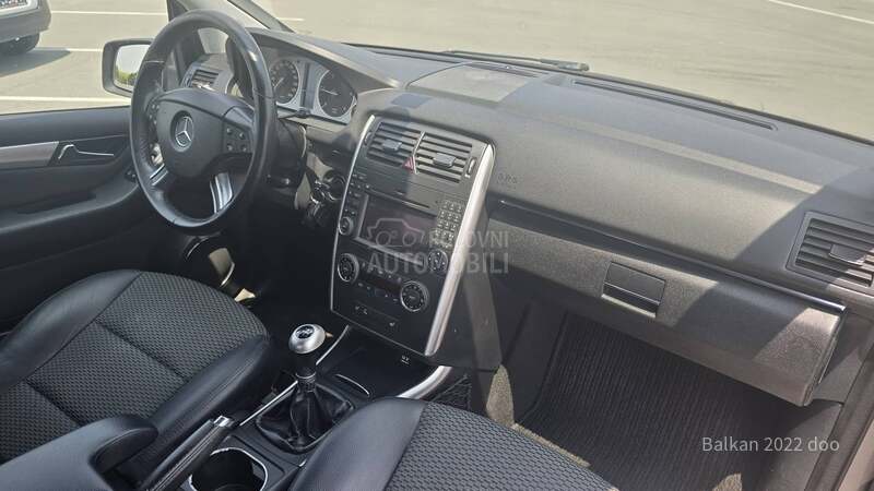 Mercedes Benz B 220 CDI ELEGANCE