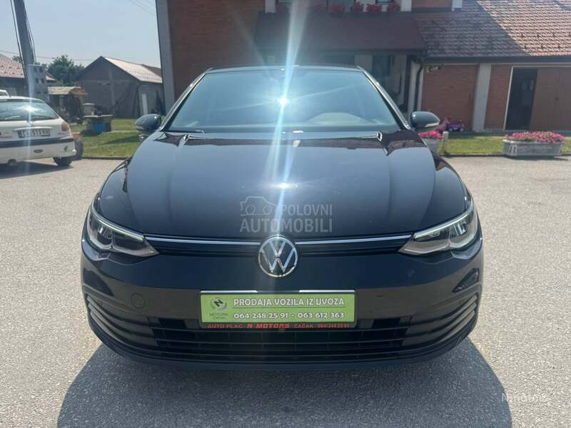 Volkswagen Golf 8 1.5 TGI a/m