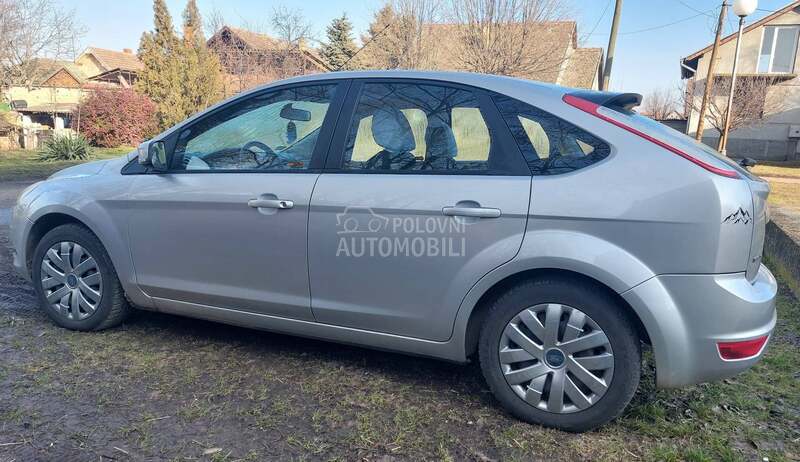 Ford Focus 1.6 TDCI   zeder