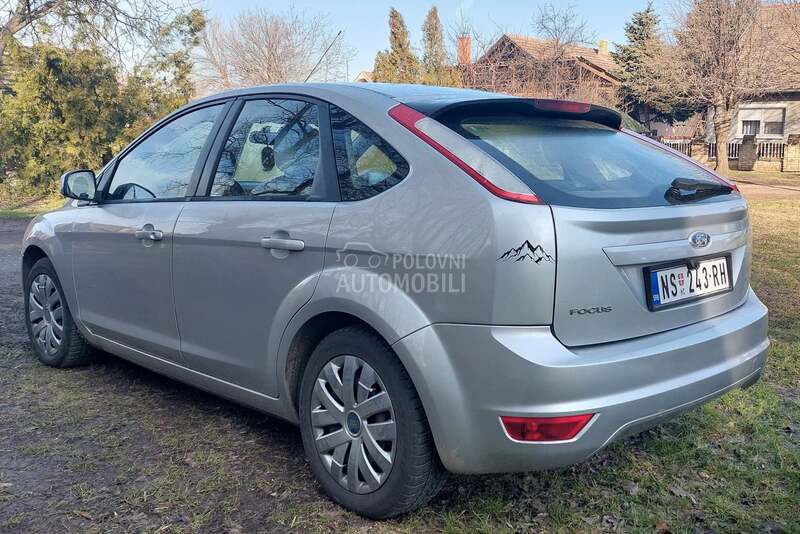 Ford Focus 1.6 TDCI   zeder