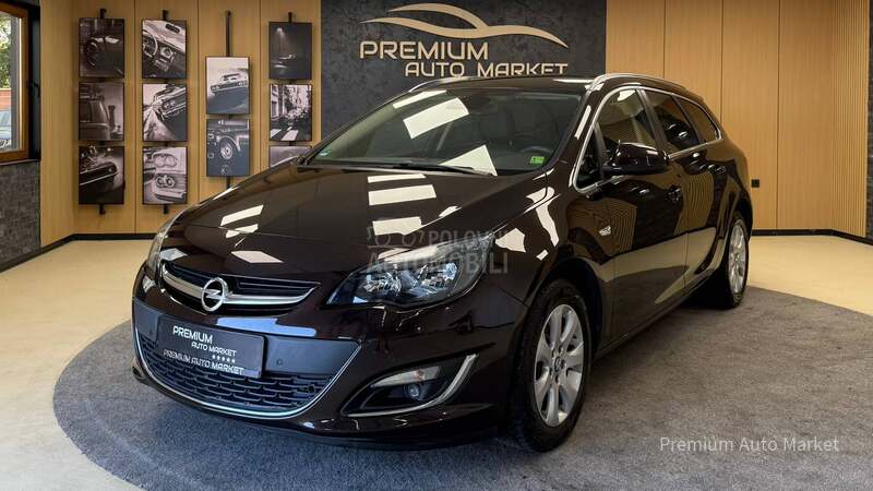 Opel Astra J //1.6 CDTI///SALON