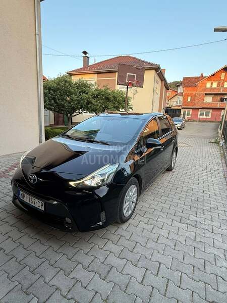 Toyota Prius + HIBRID REG
