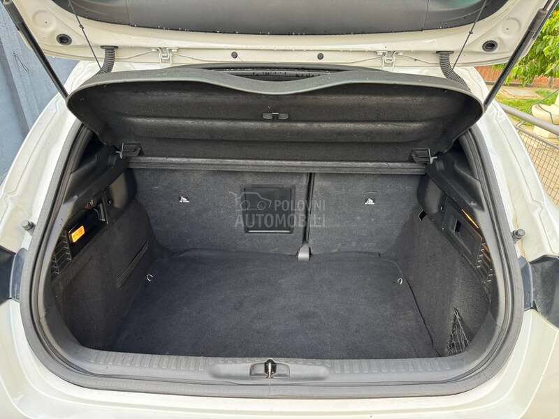 Citroen DS4 1.6 e-Hdi