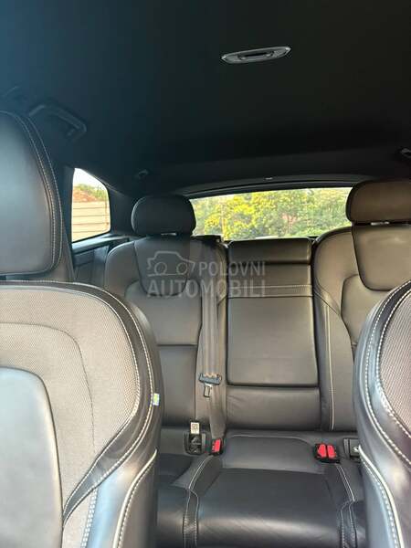 Volvo XC60 B4 R Design AWD