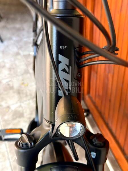 KTM Macina 28