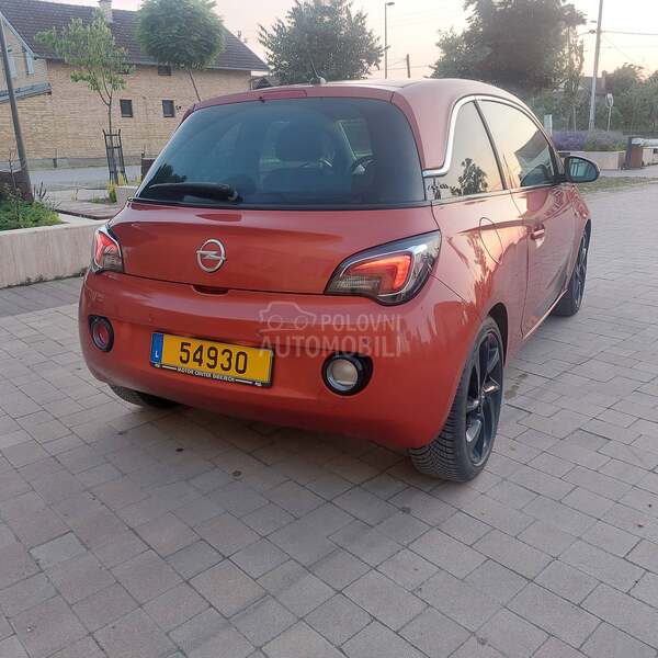 Opel Adam 