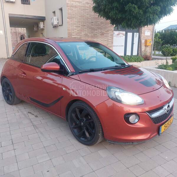 Opel Adam 