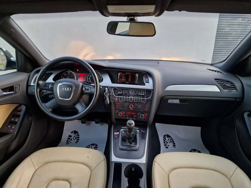 Audi A4 //TOOP OPREMAA