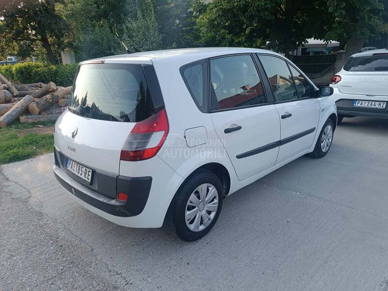 Renault Scenic 1.5 dci