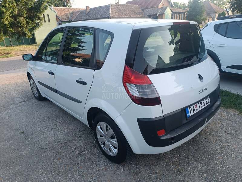 Renault Scenic 1.5 dci