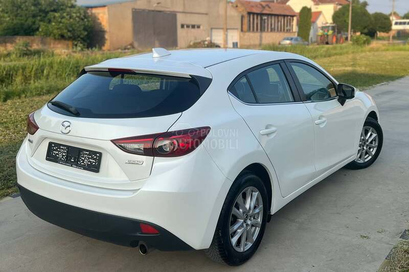 Mazda 3 Skayactv-G PERLA CH