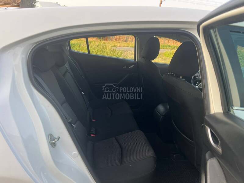 Mazda 3 Skayactv-G PERLA CH