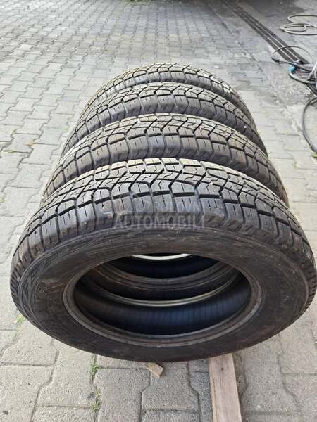 Pirelli 185/75 R16 Sve sezone