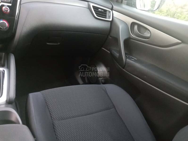 Nissan Qashqai 1.2 tng