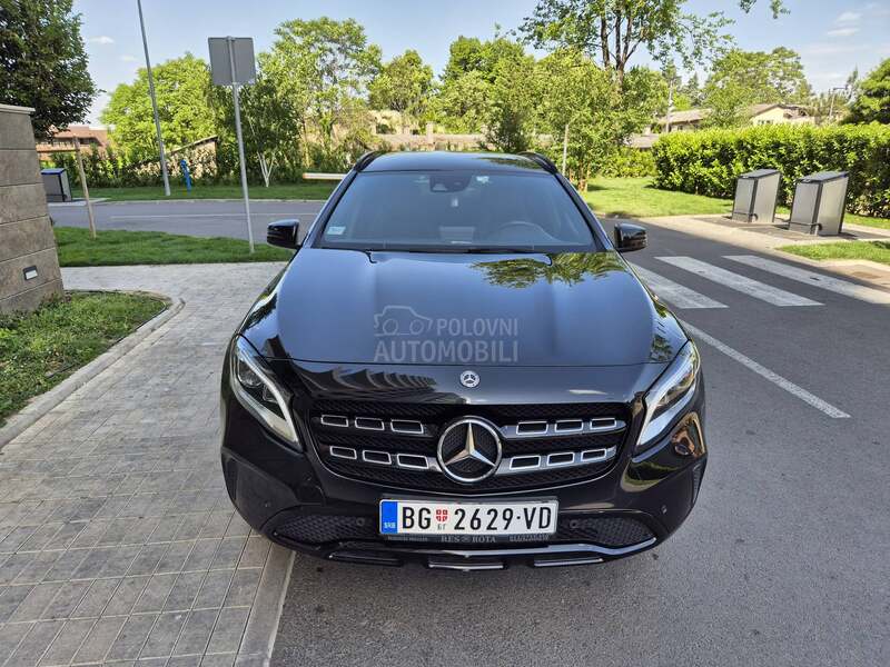 Mercedes Benz A 180 1.6b AUT.LED