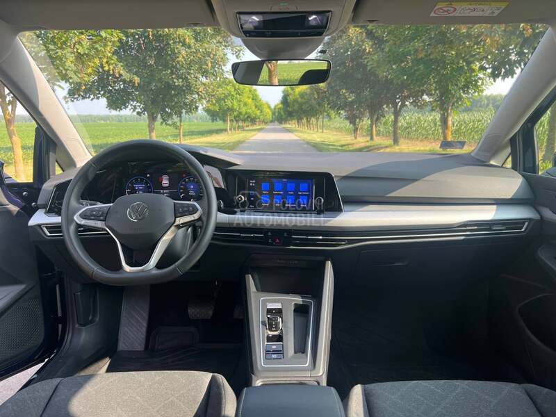 Volkswagen Golf 8 1.5 eTSI