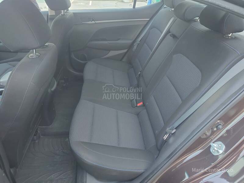 Hyundai Elantra 1.6 MPI