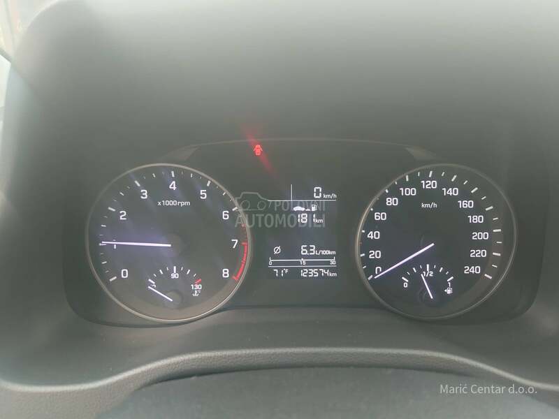 Hyundai Elantra 1.6 MPI