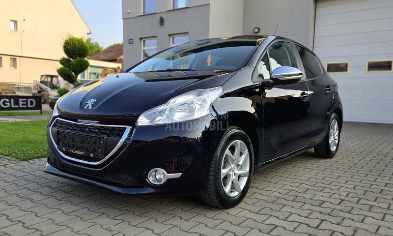 Peugeot 208 1.2 Style