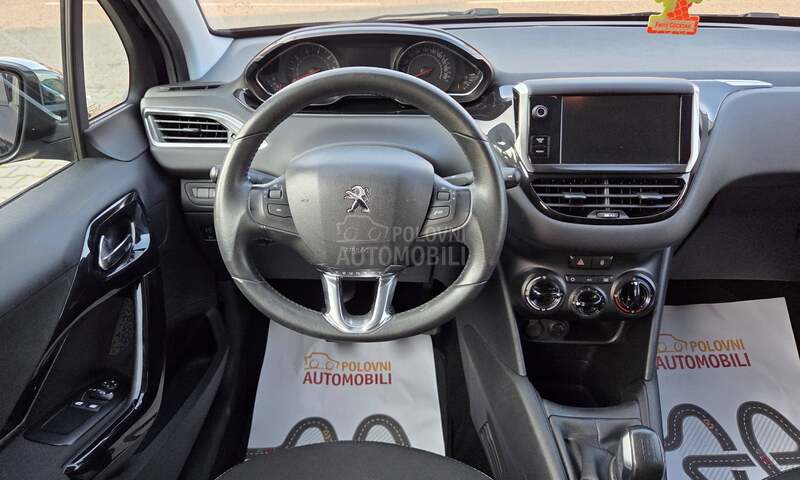 Peugeot 208 1.2 Style