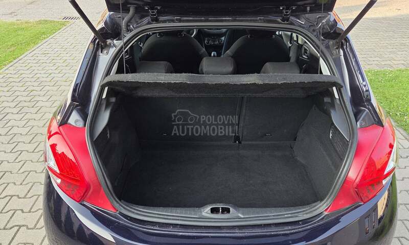 Peugeot 208 1.2 Style