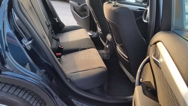 BMW X1 2.0d PREMIUM/4X4/AUT