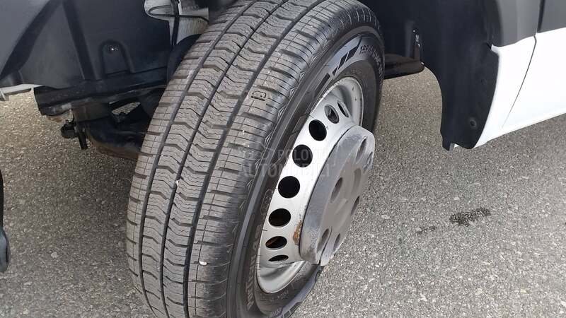 Mercedes Benz Sprinter 416 FURGON/4m/B KAT/KLIMA