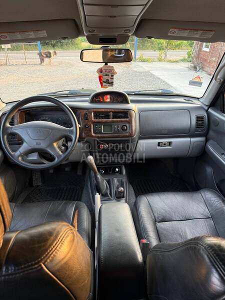 Mitsubishi Pajero Sport 