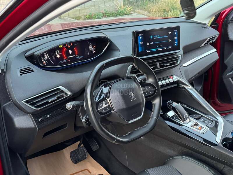 Peugeot 3008 1.5 HDI ALLURE