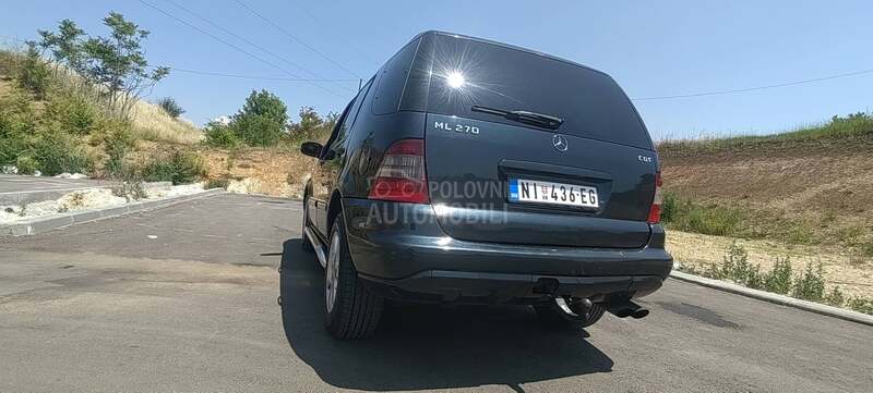 Mercedes Benz ML 270 w163