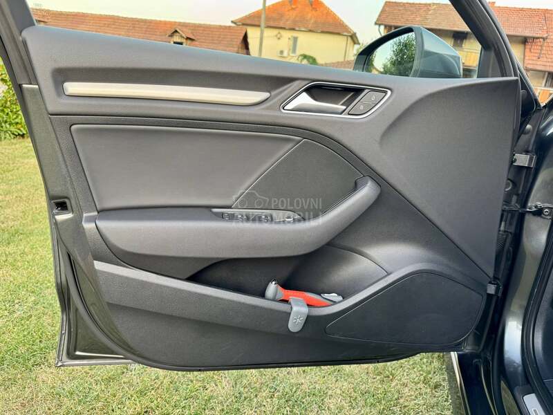 Audi A3 1.6TDI  3xS-LINE