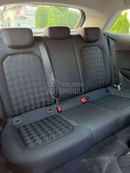 Audi A3 1.6TDI/AUT/SERVI