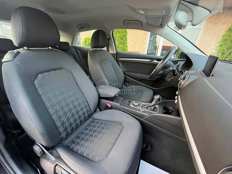 Audi A3 1.6TDI/AUT/SERVI