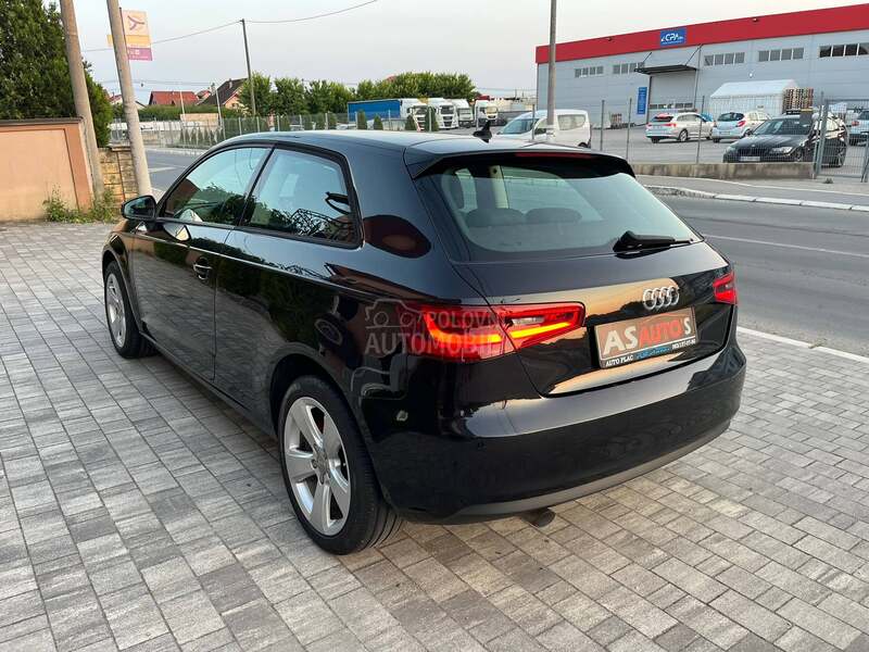 Audi A3 1.6TDI/AUT/SERVI