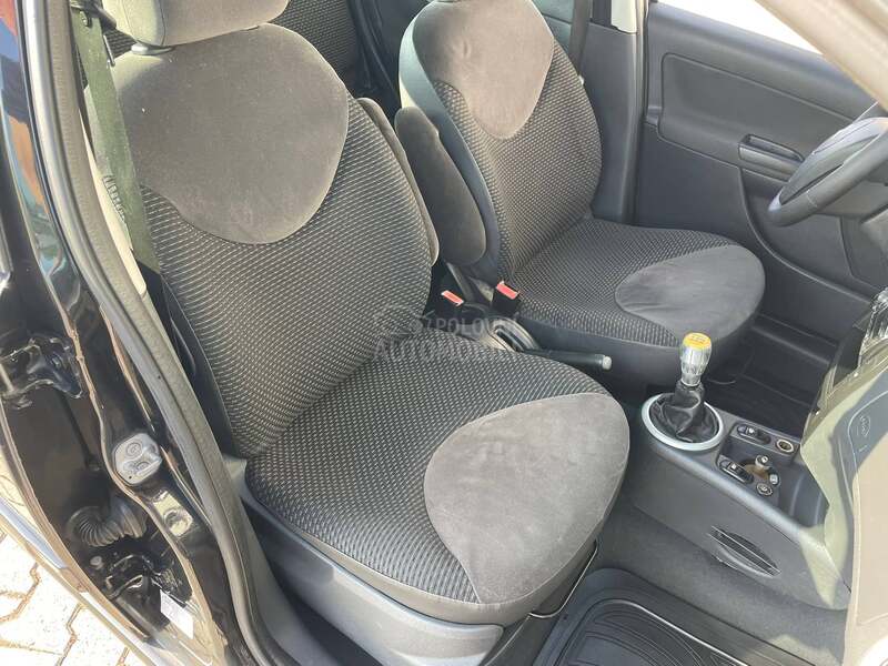 Citroen C3 1.4 2009 restajling